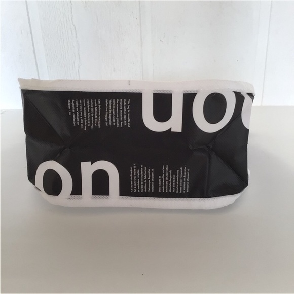LULULEMON BLACK WHITE SMALL REUSABLE TOTE BAG - Picture 4 of 5